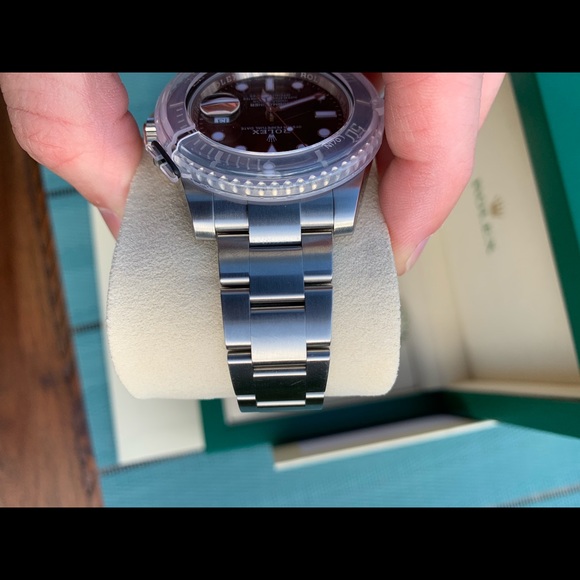 Rolex Submariner Date 116610LN Complete Set - Picture 6 of 8